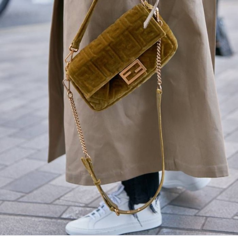 Meet your Posher, Sabine